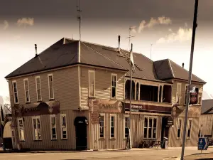 The Brown Pub