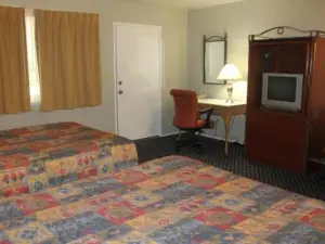 Golden Chain Motel