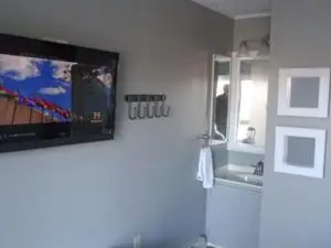 Winterplace Condo Ski in Ski Out First Floor E102