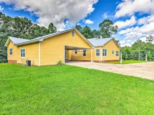 Charming Home 2 Mi to Dtwn DeFuniak Springs!