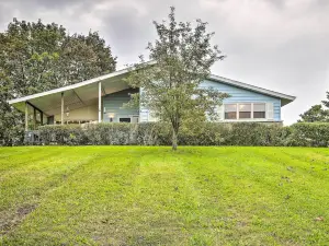 'Casabison' Lake Katrine Home w/ Fire Pit!