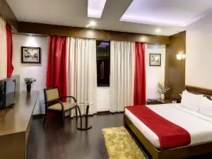 Tgb Express Hotel - Nadiad