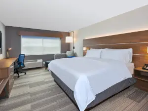 Holiday Inn Express & Suites Eau Claire West I-94