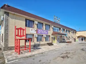 858 Km Hotel