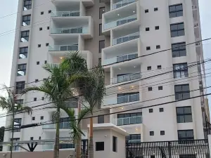距離紀念碑兩分鐘的豪華公寓