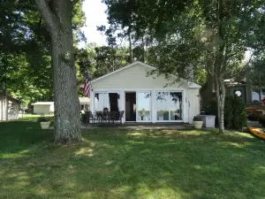 Home on the lake. Walk out your door for Swimming, boating or morning coffee.