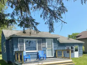Quiet property on lake Oneida
