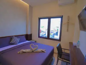 4.5 Hotel by REJA