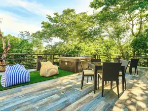 Cuatro Maya by ARAW Residences