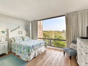Ocean Views and Community Pool - Gorgeous Coastal Haven