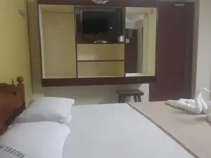 Hotel Nandha