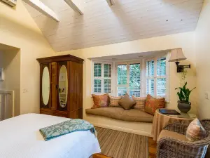 Simpson House Inn