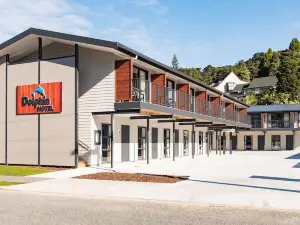 Dolphin Motel