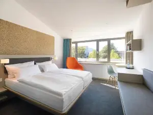 ダス ノイエ キャピトル