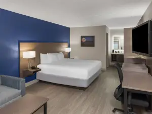 Angel Inn Near Imax, a Travelodge by Wyndham