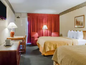 Quality Inn & Suites Burnham, PA