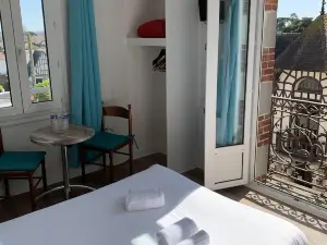 Hôtel Le Cosy Riva Bella