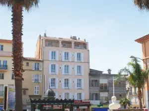 Le 21 Hotel de France