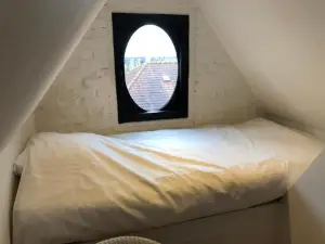 Lichtrijke Loft Bij Restaurant Den Olifant