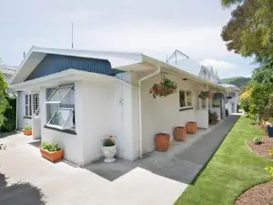 Waimarie on Riverside Motel & Apartments