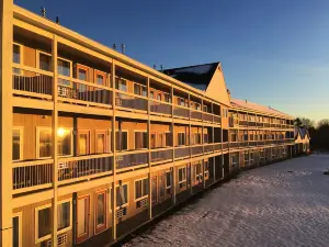 Fireside Inn, Ocean's Edge