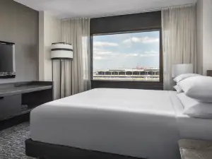 Newark Liberty International Airport Marriott