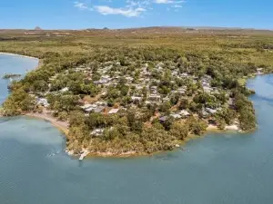 The Jetty Escape