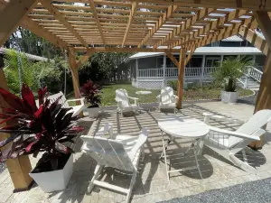 Magnolia Pointe Lakehouse on Lake Santa Fe in Melrose, FL LAKEFRONT PROPERTY!!