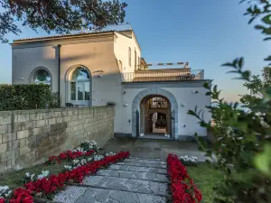 Villa Avellino Historic Residence