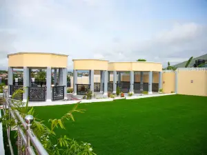 Bella Ella Hotel