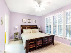 Bear Trap Dunes townhouse w/ free WiFi, tennis court, shared sauna, and gym