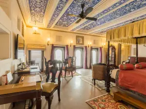 BrijRama Palace, Varanasi - by the Ganges