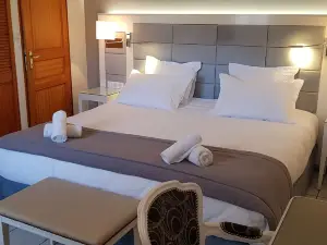 Logis - Hôtel & Restaurant "L'Envie des mets"