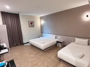 Gergasi Inn