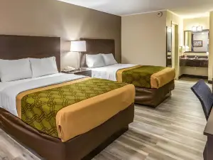 Econo Lodge Inn & Suites