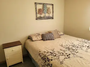 Marvelous 4-bedroom cottage 1 & 2