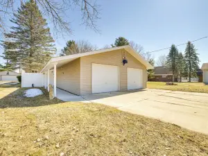 덱 및 경치 좋은 전망: 헤일의 레이크프론트 코티지!