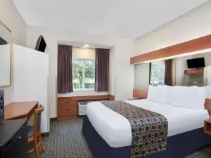 Microtel Inn & Suites by Wyndham Leesburg/Mt Dora