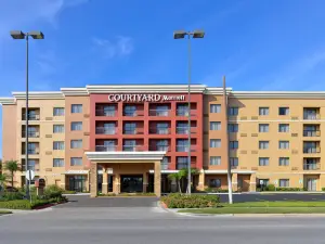 Courtyard Laredo