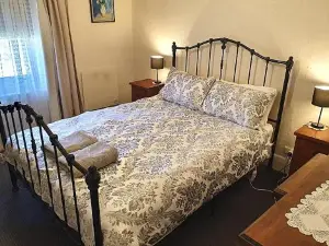 Miss Mabel Cottage