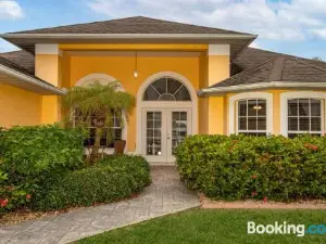 Villa Sundown - Spectacular Sunsets - Cape Coral - Roelens Vacations