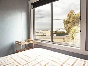 Wave Side Cottage Scamander Sleeps 5