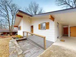Renovated & quiet home with fireplace, air hockey/Ping-Pong, deck, & grill