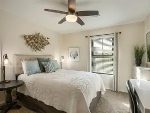 Jenks Spectacular Spain Ranch-Close to Five Oaks
