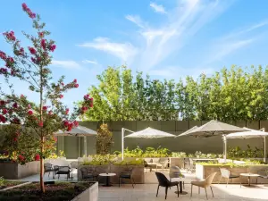 Majestic M Suites
