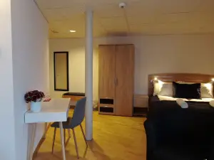 Arctic Inn