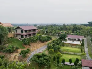 Thanburi Resort