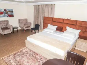 Muna Hotels