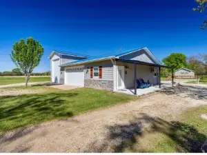 Country Suite Apartment Near Lake Fork with Stocked Pond and Walking Trails