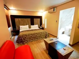 Hotel M Red